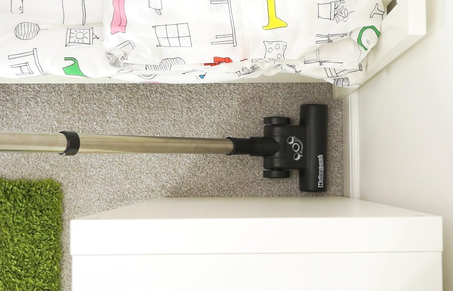 Xtra Bagged Cylinder Vacuum, 9 Litre, 620 Watt, Red